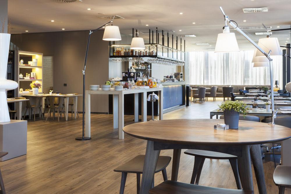 Ac Hotel La Finca By Marriott Pozuelo de Alarcón Εξωτερικό φωτογραφία
