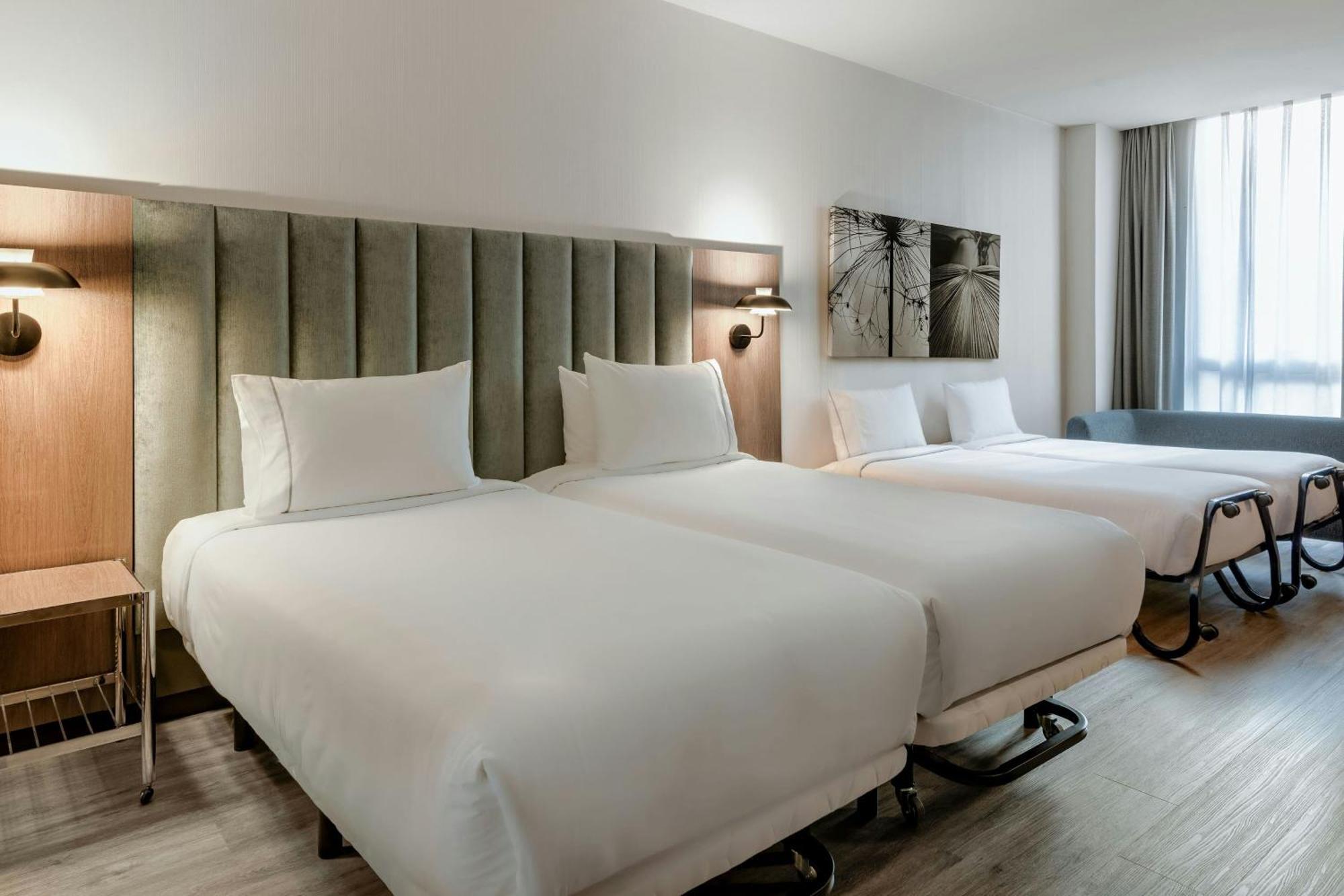 Ac Hotel La Finca By Marriott Pozuelo de Alarcón Εξωτερικό φωτογραφία