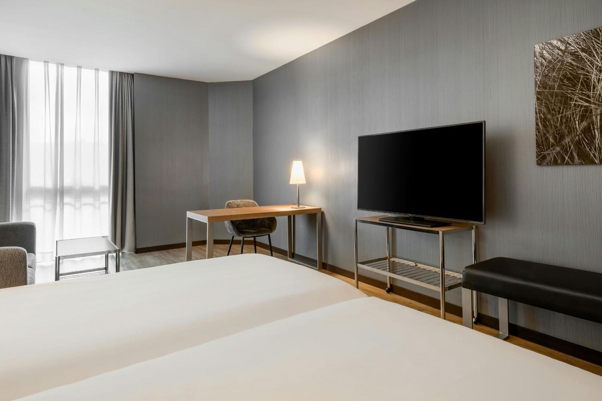 Ac Hotel La Finca By Marriott Pozuelo de Alarcón Εξωτερικό φωτογραφία
